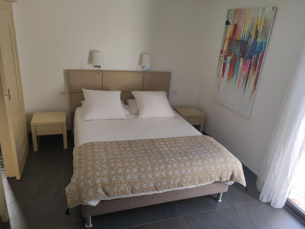 Villa Otilia-Bed And Breakfast-Chambres D'Hotes En Provence Rians  Экстерьер фото